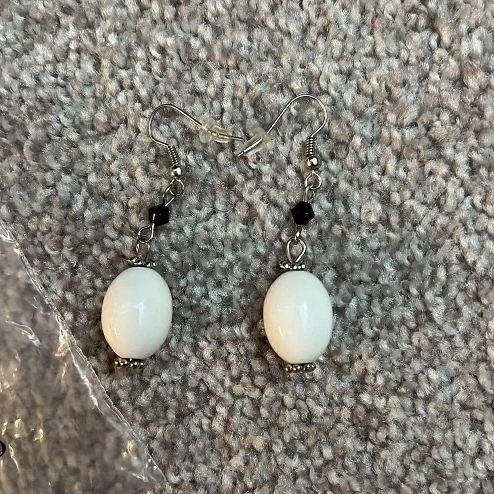 NEW Premier Designs “Artzy” Earrings - Picture 2 of 3